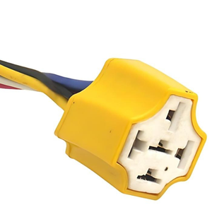 CONECTOR DE CERÁMICA PARA RELEVADOR DE 5 PATAS.