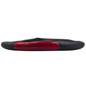 FUNDA PARA VOLANTE MEDIANA CON REFLEJANTE DE 38 CM CON PEZ NEGRO CON ROJO.