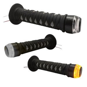 PUÑO PARA MANUBRIO CUBIERTO DE HULE TIPO KATANA NEGRA CON LUZ AZUL Y DIRECCIONAL AMBAR